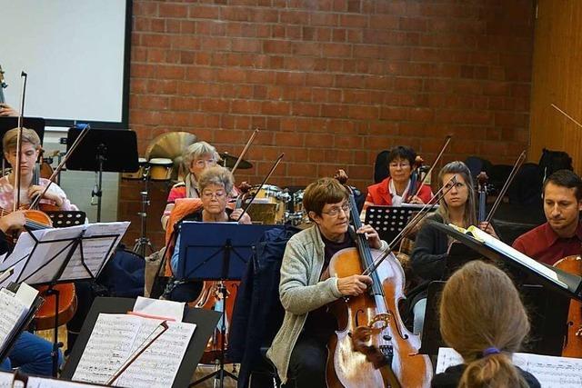 Oberrheinisches Sinfonieorchester Lörrach spielt erstmals seit zwei Jahren wieder vor Publikum