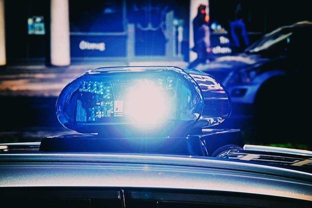 Polizei sucht SUV-Fahrer, der in Gundelfingen Unfallflucht begangen haben soll