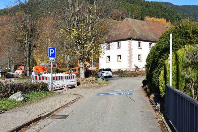 Die  Karl- Dufner-Strae, die von der ...zu Schule, Sportplatz und Schwimmbad.   | Foto: Horst Dauenhauer