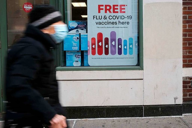 In den USA wird auch in Apotheken und Drogeriemrkten geimpft.  | Foto: SPENCER PLATT (AFP)