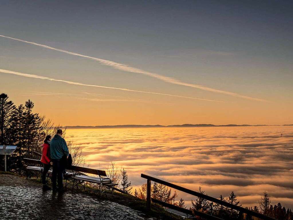 Der Blick ber den Nebel im Elztal vom Hrnleberg