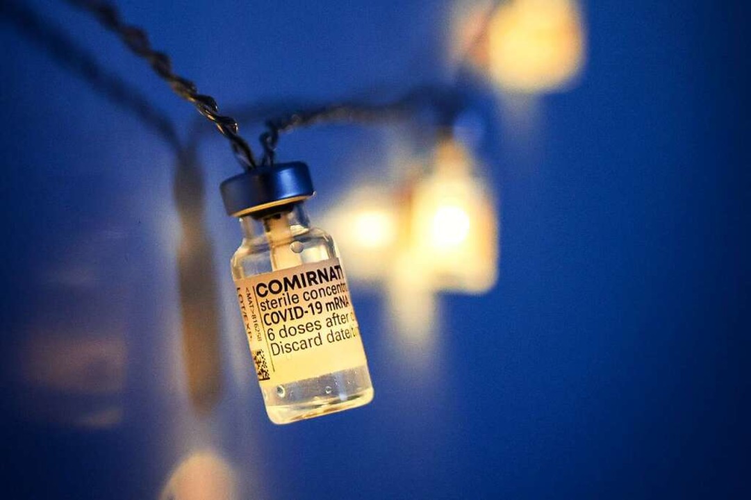 Die Zahl der Impfdurchbrüche nimmt in ... im Spital landen nur wenige Geimpfte.  | Foto: Christian Charisius (dpa)
