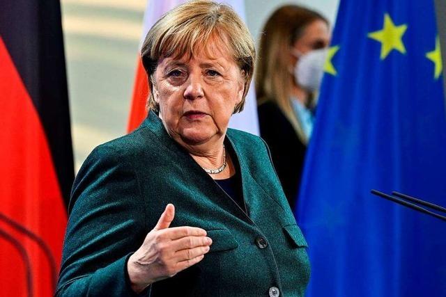 Angela Merkel dringt auf Kontaktbeschränkungen im Kampf gegen Covid