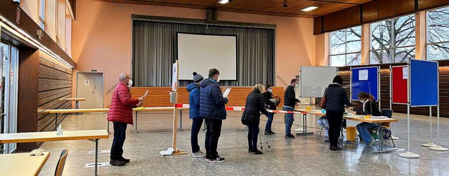 Bei der Anmeldung in der Festhalle in ...aren die Impftermine schnell vergeben.  | Foto: Gemeinde Kippenheim