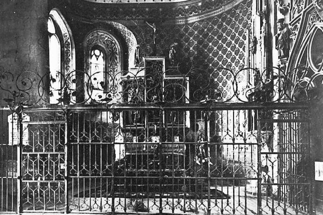 Der Altarschrein wurde im Frauenchörle...Die Aufnahme datiert um das Jahr 1910.  | Foto: Landesdenkmalamt