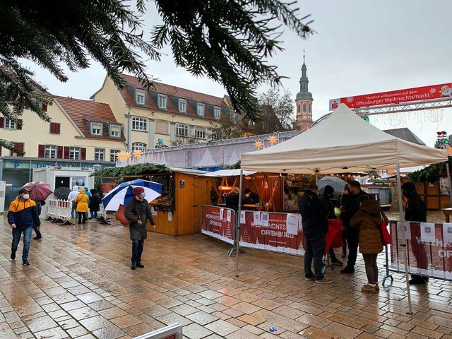 Weihnachtliches Offenburg: Links die C... negativen Coronatest vorweisen knnen  | Foto: Helmut Seller