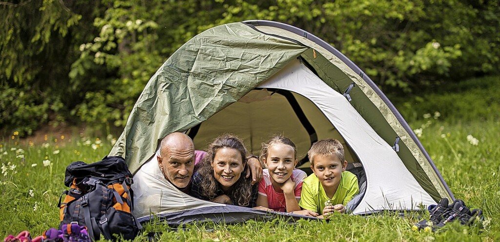 Freiburg and Löffingen are to receive trekking camps – district of Breisgau-Hochschwarzwald