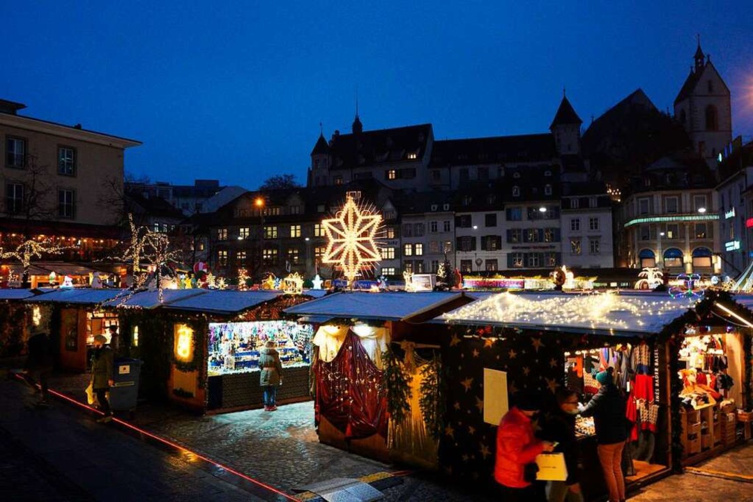 Noch bis zum 23. Dezember soll der Weihnachtsmarkt in Basel stattfinden.  | Foto: Lisa Petrich