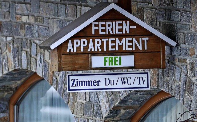 Immer mehr Hausbesitzer vermieten Wohnungen lieber als Ferienappartement.   | Foto: Jan Woitas (dpa)