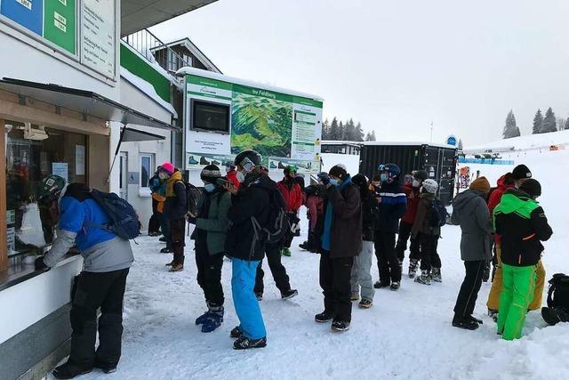 Skisaison am Feldberg beginnt mit kleinen Schwierigkeiten