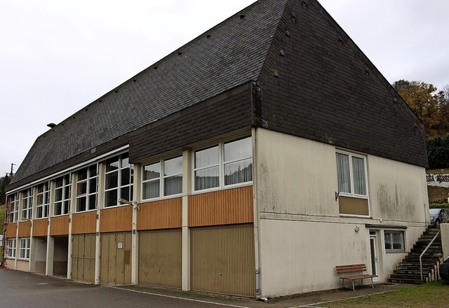 Die Gemeindehalle in Frhnd muss saniert werden.   | Foto: Martin Klabund