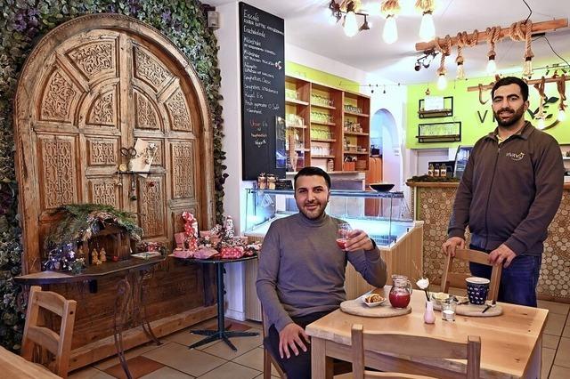 Im Café Vivave in Freiburg gibt es vegane und vegetarische iranische Küche