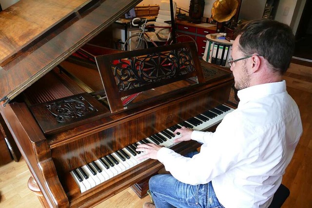 Florian Bischof am Klavier  | Foto: Markus Donner