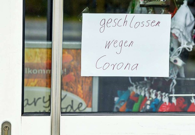 In der Corona-Krise erleiden viele Unternehmen Umsatzeinbrche.  | Foto: Patrick Pleul (dpa)