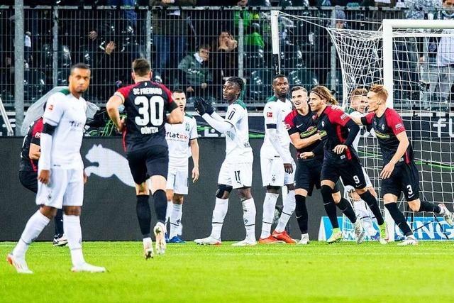 Fotos: Grifo schlenzt, Schlotterbeck grinst, Gladbach am Boden