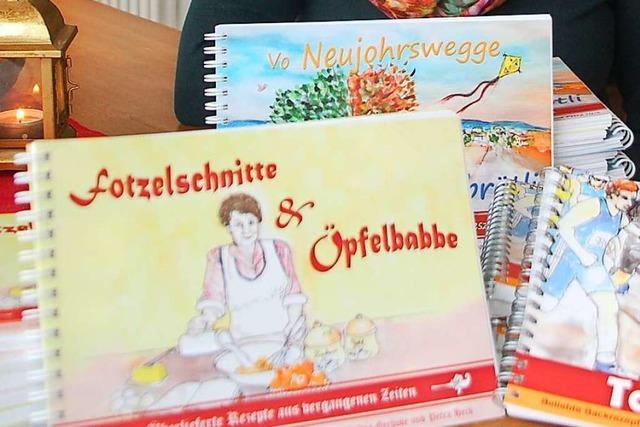 Koch- und Backbücher aus Adelhausen werden für den guten Zweck verkauft