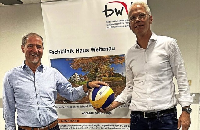 Flutlicht frs Volleyballfeld: Fachkli...dervereinsvorsitzender Karsten Kleine   | Foto: Robert Bergmann