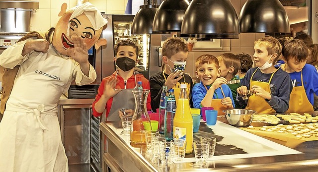 Viel Spa hatten die Kinder in der Wei...erinnen und Bckern  einen Besuch ab.   | Foto: Wilfried Dieckmann