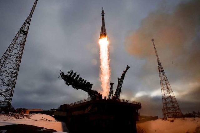 Russische Rakete bringt Weltraum-Touristen zur ISS
