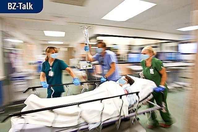 Medizinethiker im BZ-Talk: Darf der Impfstatus bei einer Triage eine Rolle spielen?