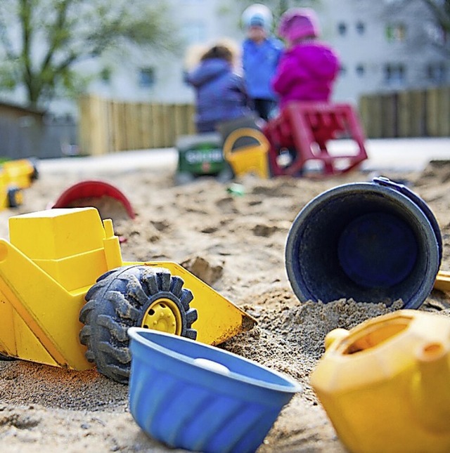 ber die Kita-Gebhren wird in March heftig diskutiert.  | Foto: Monika Skolimowska (dpa)