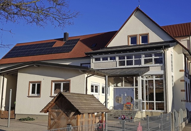 Die Gemeinde Ringsheim hat auf den Dc...mmunale Fotovoltaikmodule installiert.  | Foto: Gemeinde Ringsheim