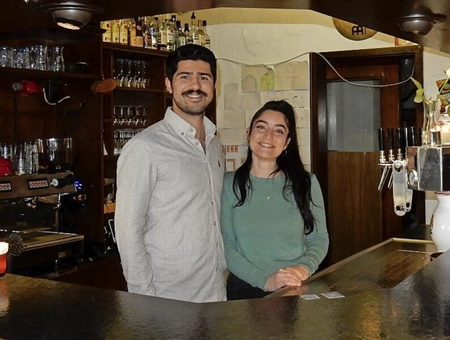 Mehmet und Medhiya zel haben der Ratsstube neues Leben eingehaucht.  | Foto: Kurt Meier