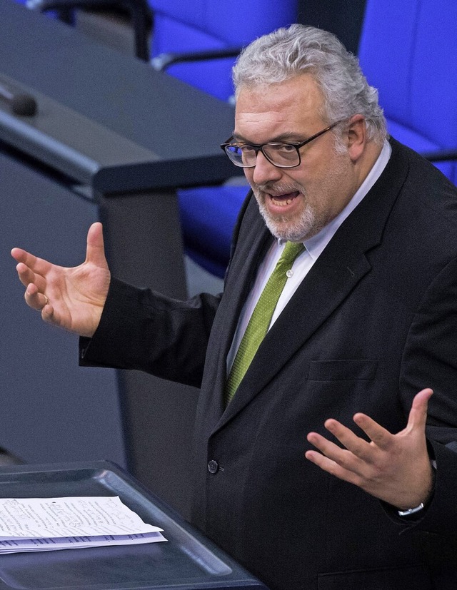 Erich Irlstorfer im Oktober 2021 bei einer Debatte  im Bundestag  | Foto: Christian Spicker via www.imago-images.de