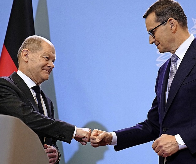 Olaf Scholz (links) und Mateusz Morawiecki  | Foto: Kay Nietfeld (dpa)