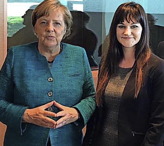 Olesja Romme war zu Gast bei Angela Merkel.  | Foto: Heinrich Zertik