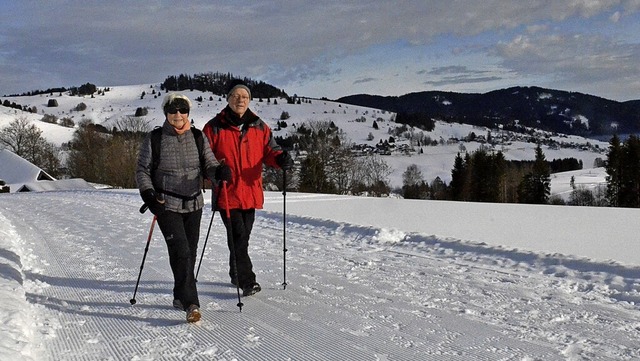 Ein Ehepaar aus dem Stuttgarter Raum g... Winterwanderweg in Bernau-Innerlehen.  | Foto: Sebastian Barthmes