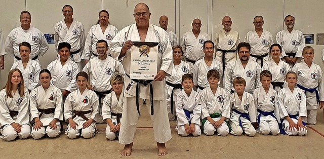 <BZ-FotoAnlauf>Bad Krozingen-Tunsel: <...de, die die Karateschule erhalten hat.  | Foto: Fudokan Karate Akademie Tunsel