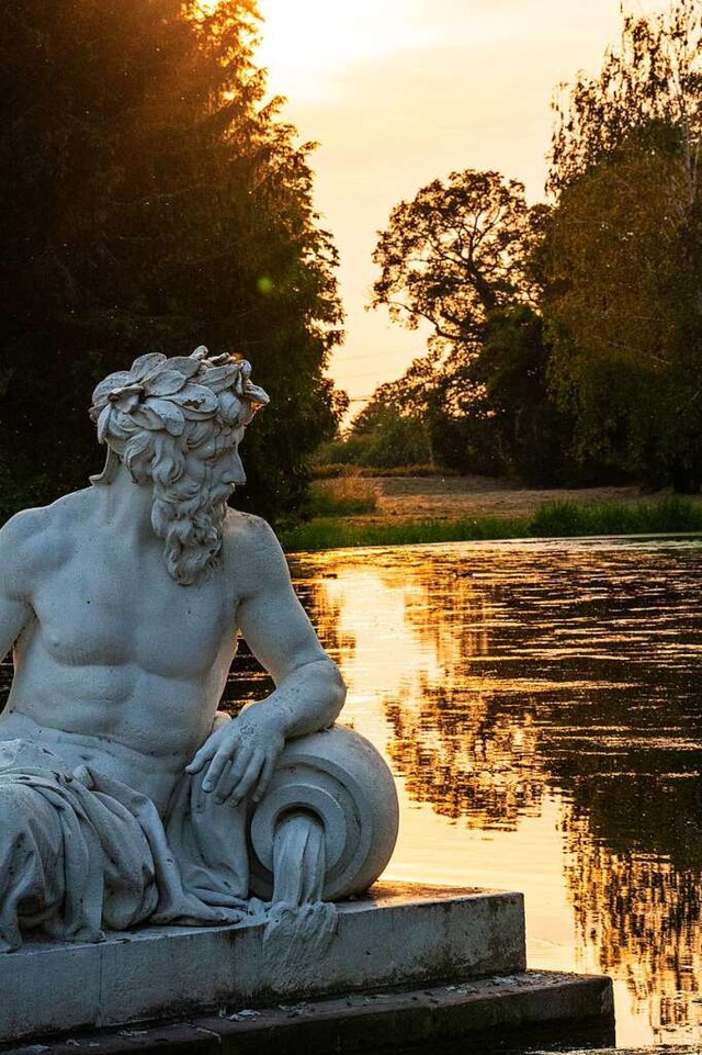 Der Ort spielt eine nicht unwesentliche Rolle: Schwetzinger Schlosspark  | Foto: Matthias Wittig