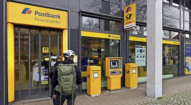 Die Tage der Postbank-Filiale sind gezhlt.  | Foto: Thomas Kunz