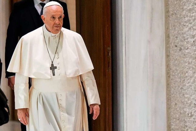 Papst Franziskus hat in seinem Pontifi...sich aber bislang nicht hinwegsetzen.   | Foto: Andrew Medichini (dpa)