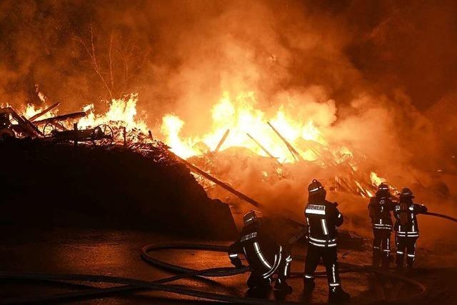 Scheune auf Seelbacher Gemarkung brennt komplett nieder