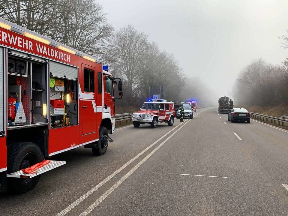 Auffahrunfall Auf Der B294 Im Stau – Längere Sperrung Des ...