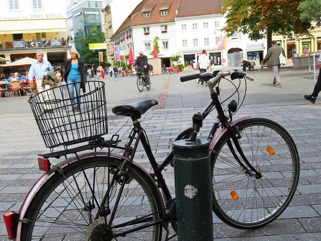 Absteigen mssen Radfahrer in der Fug...urchfahrtverbot zum 1. Januar geplant.  | Foto: Peter Gerigk