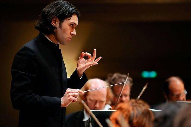Als Dirigent kontrolliert Vladimir Jurowski unglaubliche Klangmassen