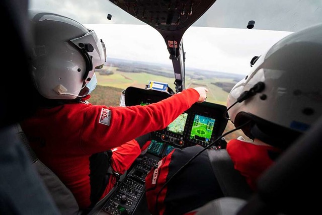 Ein Rettungshubschrauber holte den Herzinfarkt-Patienten ab. (Symbolbild)  | Foto: Marijan Murat (dpa)