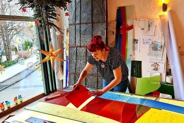 Die Künstlerin Katrin Engel-Meyer wird Rümmingens Design-Fenster gestalten