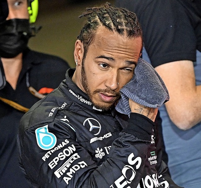 Lewis Hamilton nach dem letzten Saisonrennen  | Foto: ANDREJ ISAKOVIC (AFP)
