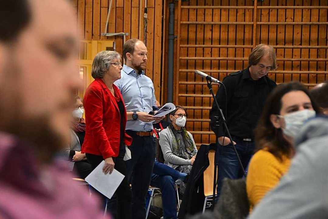 Hitzige Debatten gab es im Gemeinderat... ein Bürgerentscheid Klarheit bringen.  | Foto: Felix Lieschke