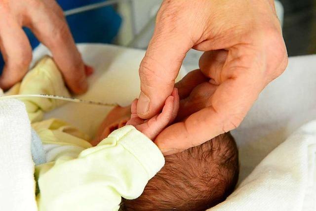 Uniklinik Freiburg baut ein Nachsorgeangebot für Familien mit Frühgeborenen auf