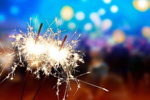 An Silvester nicht verboten: Wunderkerzen.  | Foto: pattilabelle / stock.adobe.com