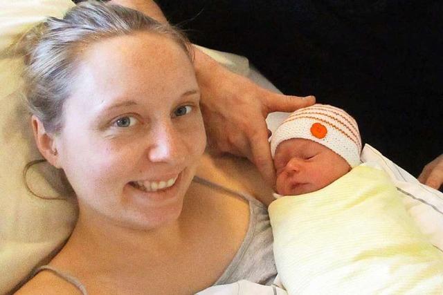 Emmendinger Neujahrsbaby heit Amelia - und ist Schuttertlerin