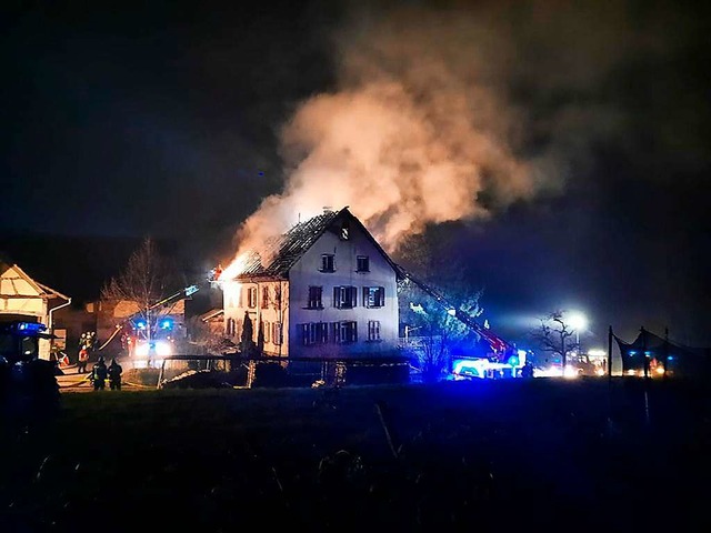 Am 19. Dezember 2021 brannte der Dachs...n defektes Stromkabel die Ursache war.  | Foto: Privat