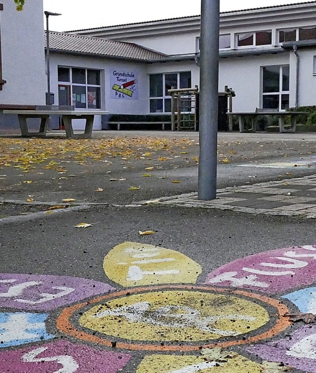 Zuschsse fr Bad Krozinger Schulen: F...ichen Schulen am Ortseingang (rechts).  | Foto: Hans-Peter Mller