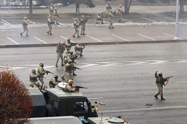 Kasachstan: Präsident erteilt Schießbefehl gegen Demonstranten