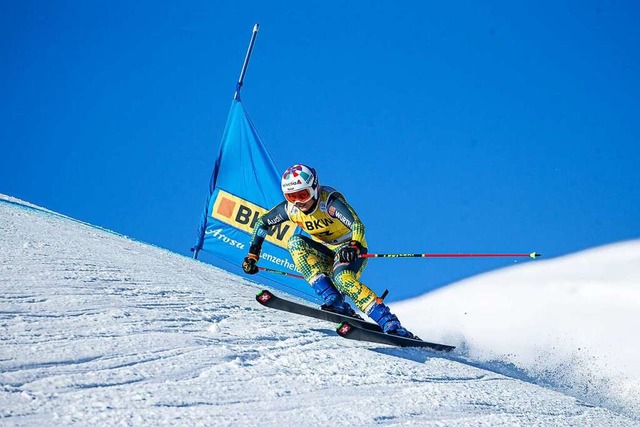 Skicrosserin Daniela Maier vom SC Urac...tvoll modellierte Spezialpiste zu Tal.  | Foto: GEPA pictures/ Daniel Goetzhaber via www.imago-images.de